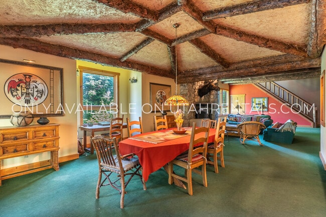 Building Photo - 2718 Stewart Rd