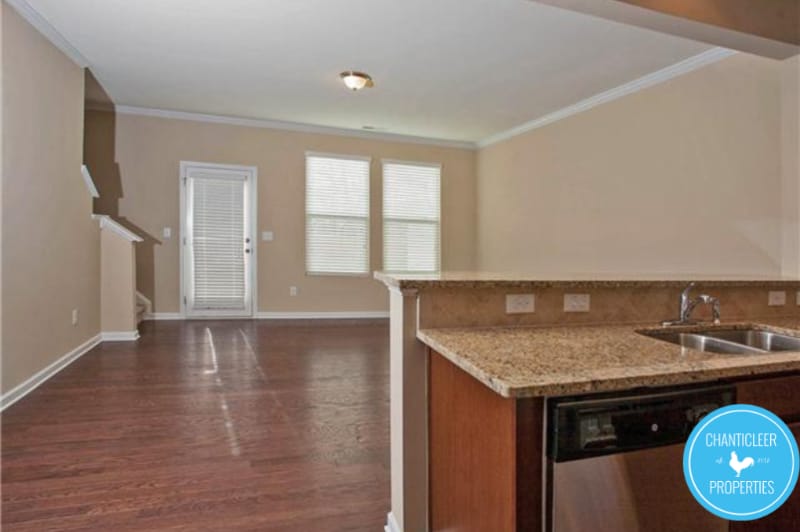 Building Photo - 2233 Sunny Cove Dr