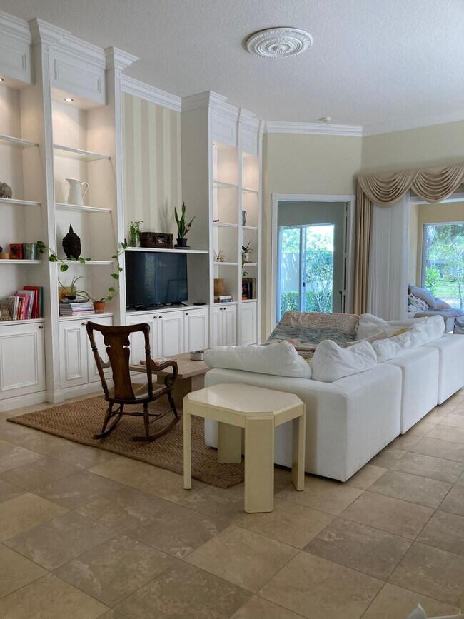 Building Photo - 8251 Tobago Ln