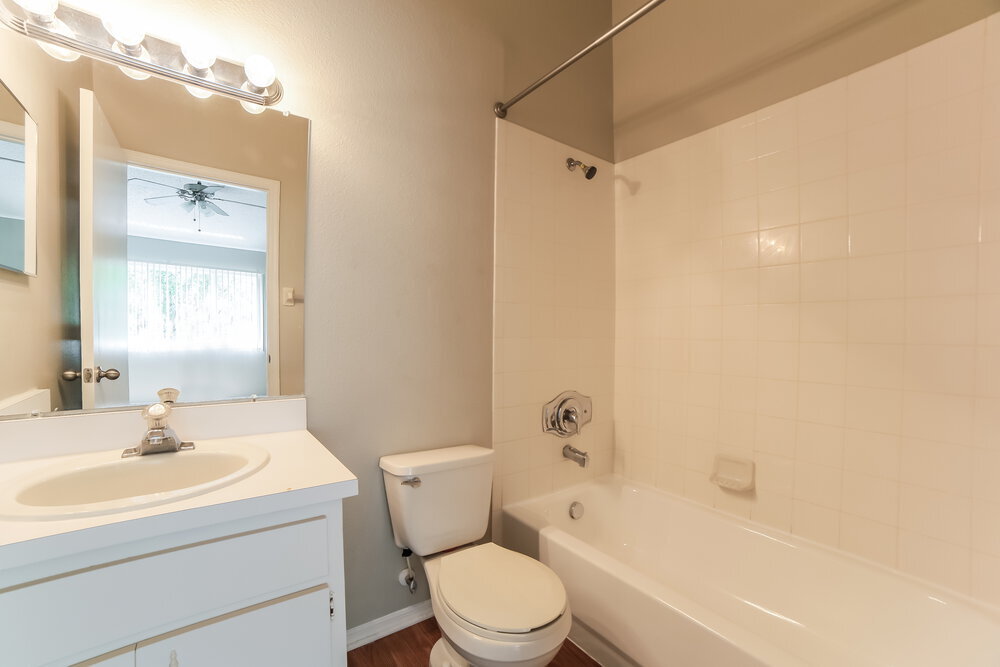 Building Photo - 5512 Carrollwood Key Dr