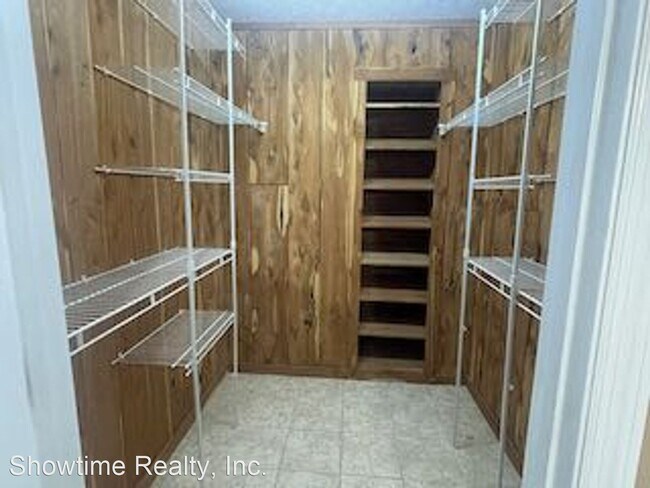 Building Photo - 3 br, 3 bath House - 177 Grant Dr.