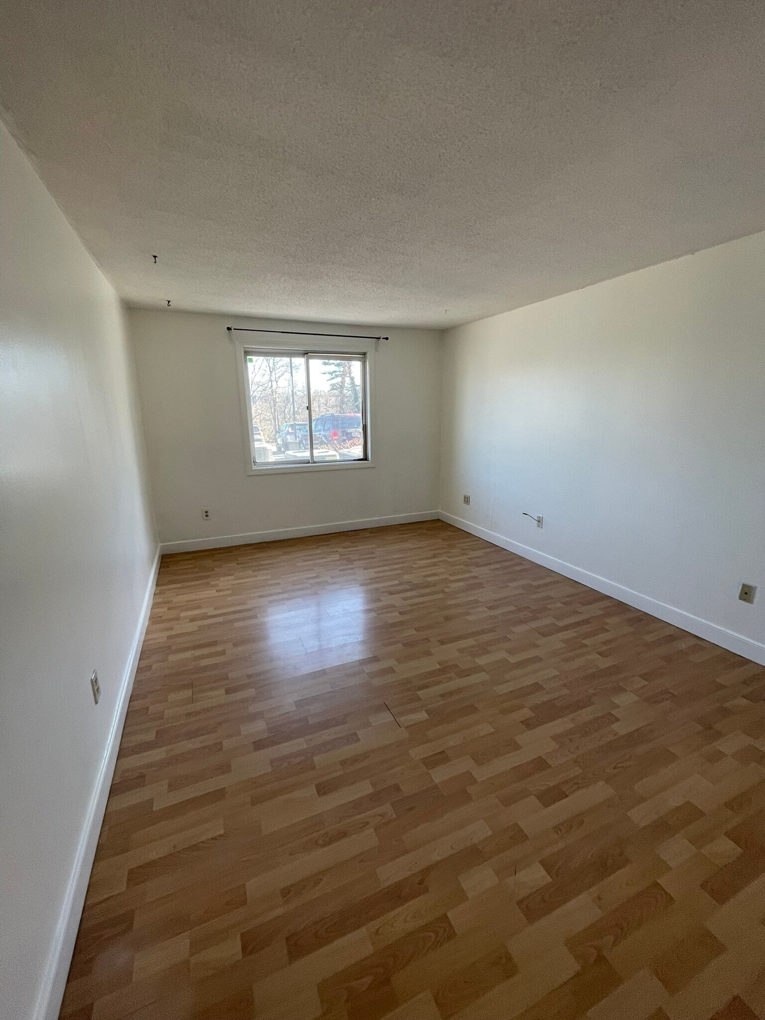 Building Photo - 15 Bower Rd