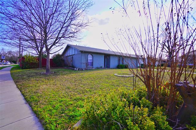 Building Photo - 2112 Overglen Dr