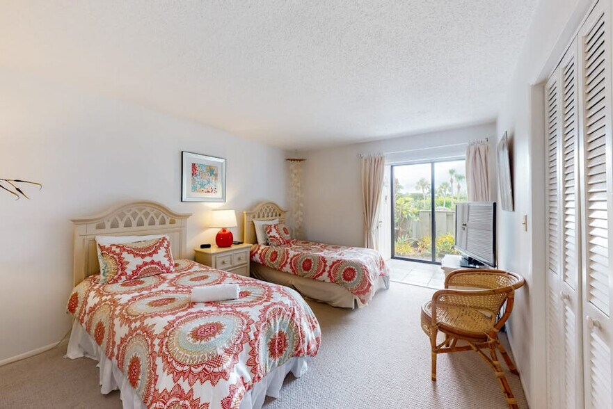 Building Photo - 6400 Flotilla Dr