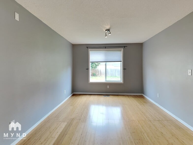 Building Photo - 812 NW 143rd St