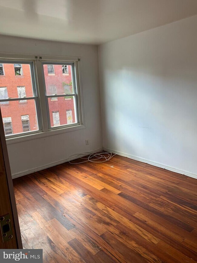 Building Photo - 605 N Carey St