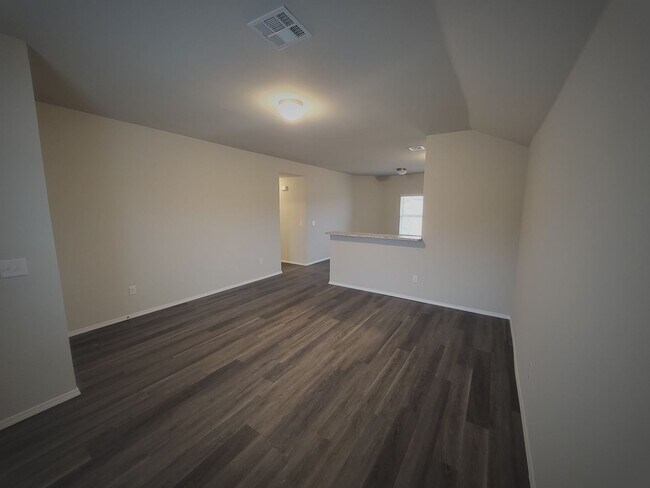 Building Photo - ?Home in the Edmond Area! ?