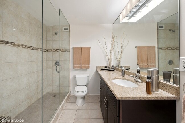 Building Photo - 1030 N State St