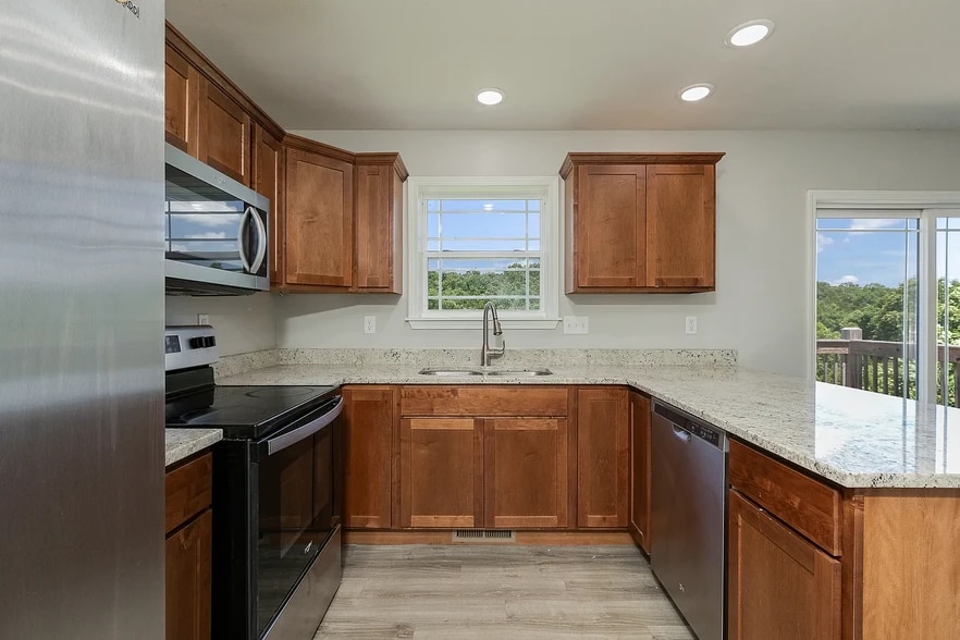 Building Photo - 106 Whispering Meadows Pky
