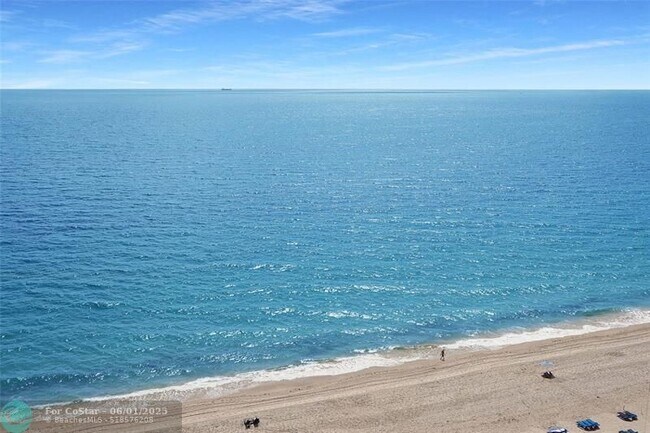 Building Photo - 3750 Galt Ocean Dr