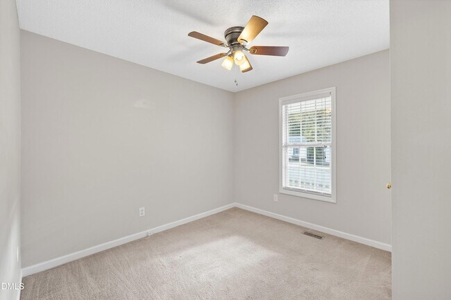 Building Photo - 1224 Grovewood Dr