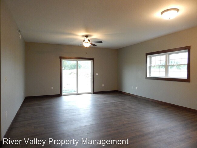 Building Photo - 2 br, 2 bath House - 1612 Flat Road