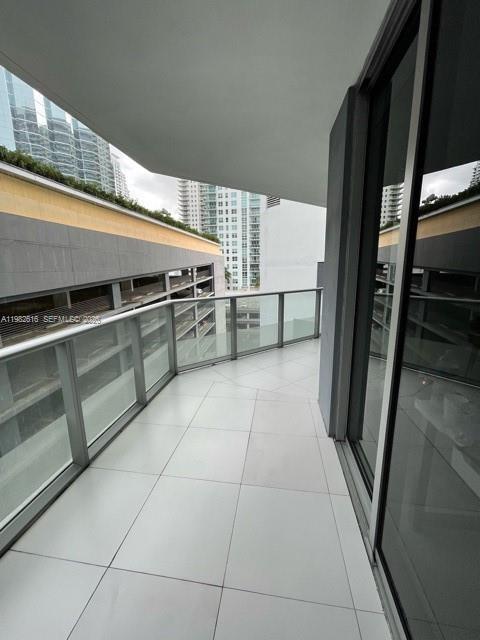 Building Photo - 1300 Brickell Bay Dr