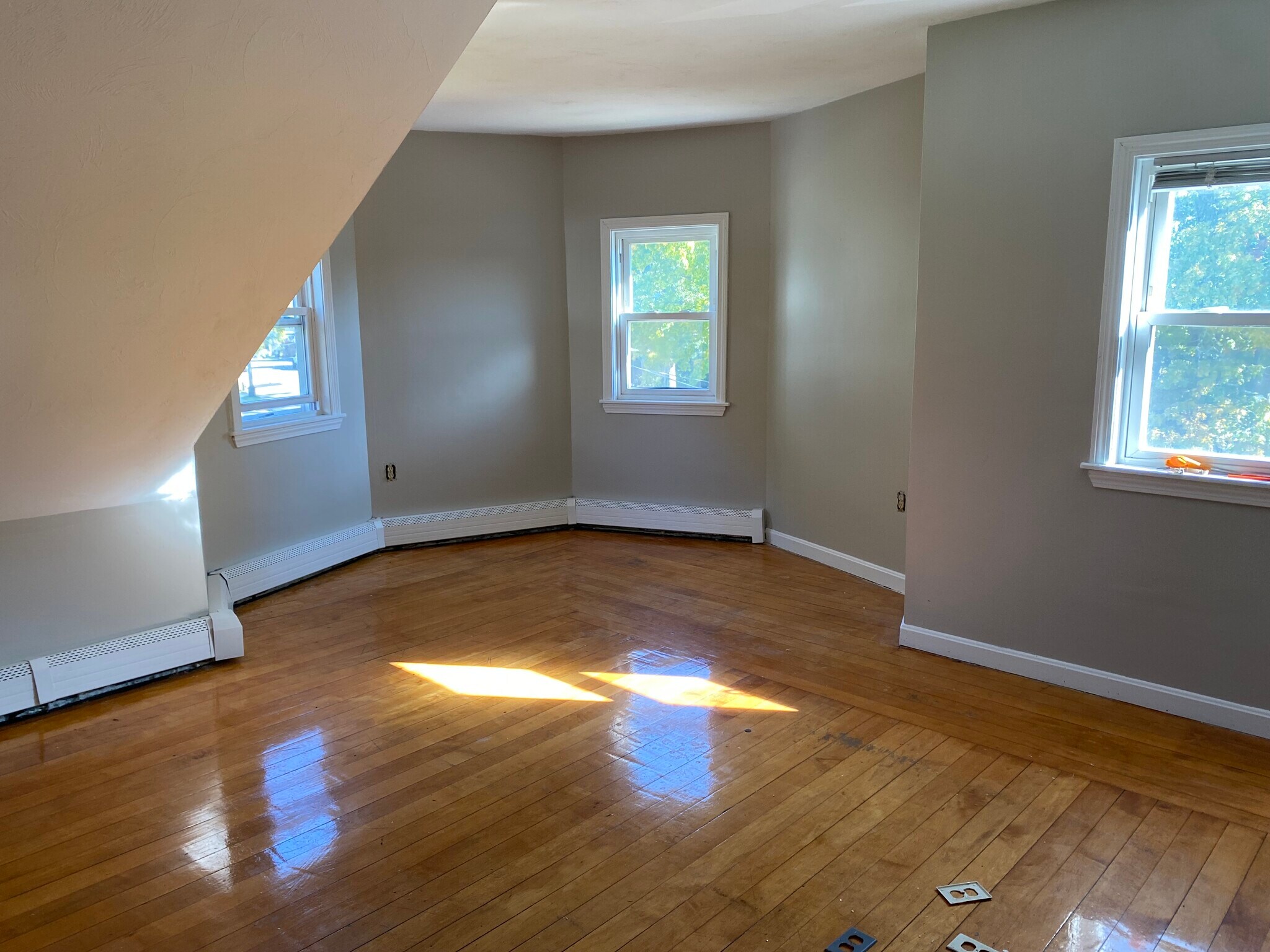 Master bedroom - 157 Highland St