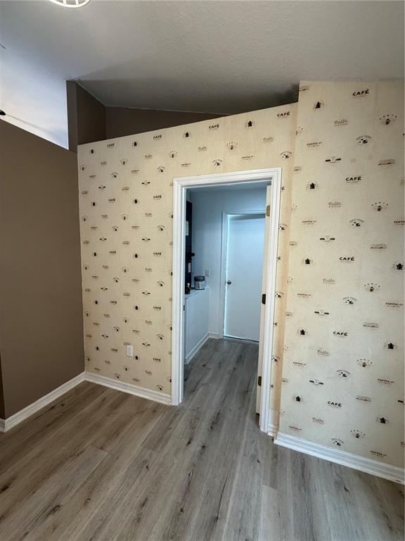 Building Photo - 5539 Sycamore Canyon Dr