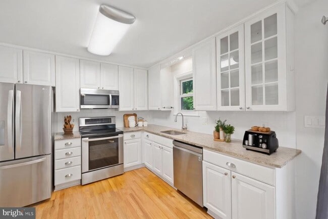 Building Photo - 6234 9th St