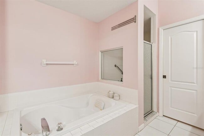 Building Photo - 1266 Paradise Lake Dr