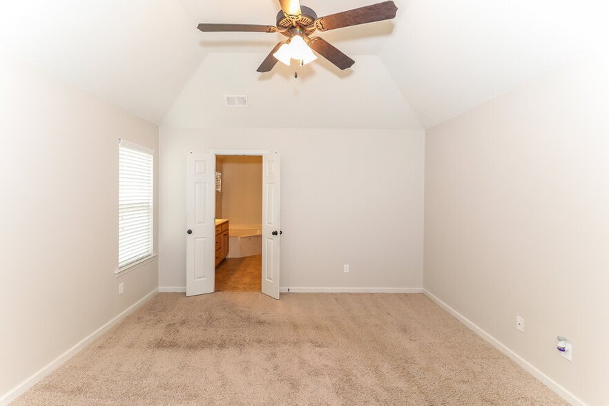 Building Photo - 9007 Billy Pat Dr