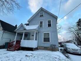 Building Photo - 83 Taylor St