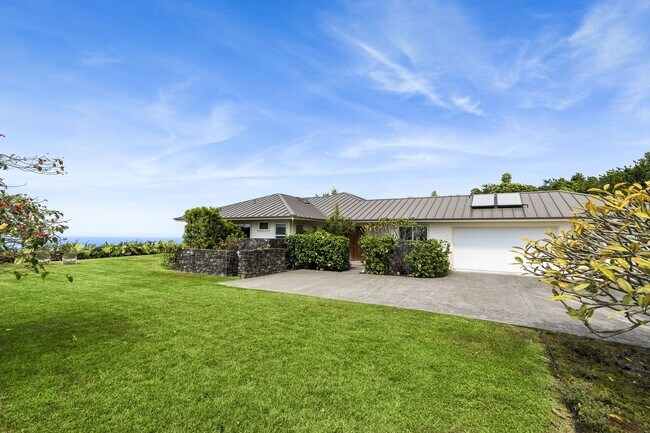 Building Photo - Luxurious Oceanview Getaway w/Private Pool...