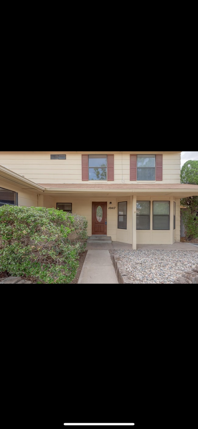 Building Photo - 10417 La Paz Dr