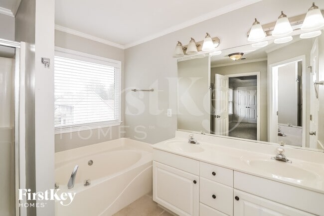 Building Photo - 102 Windsong Trail