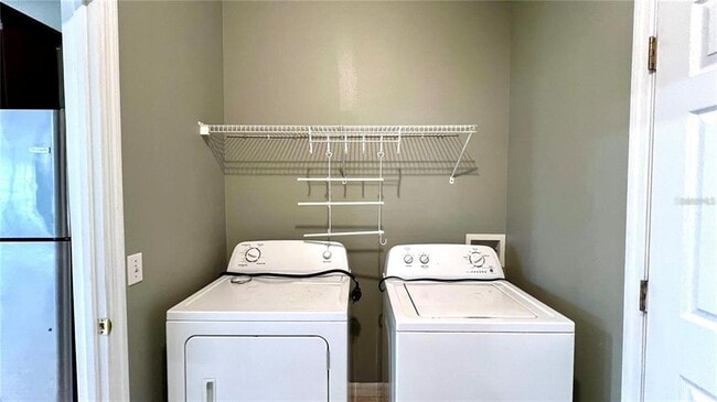 Building Photo - 338 Sand Ridge Dr