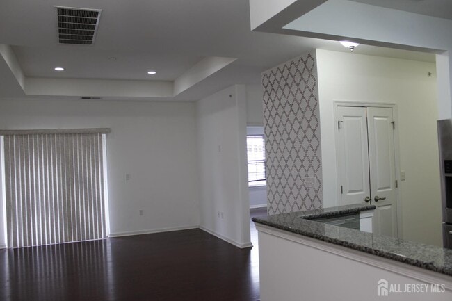 Building Photo - 446 Micali Way