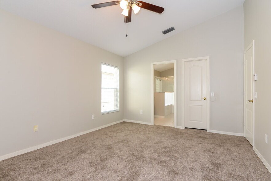 Building Photo - 9339 Hidden Water Cir