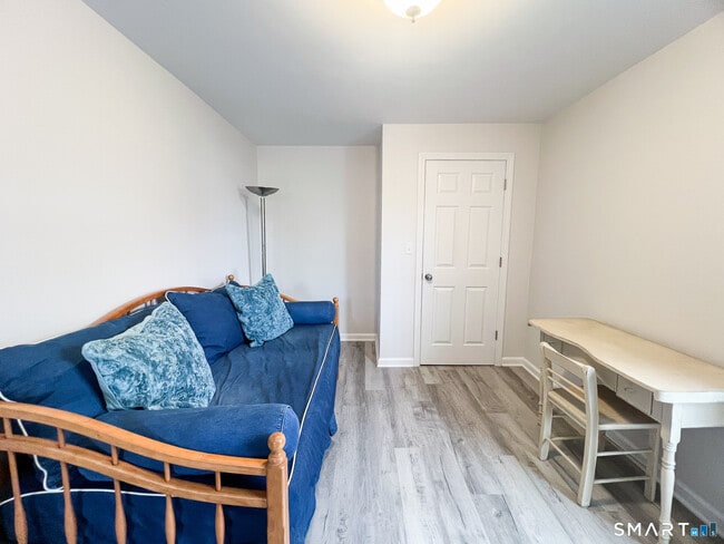 Building Photo - 1088 E Broadway