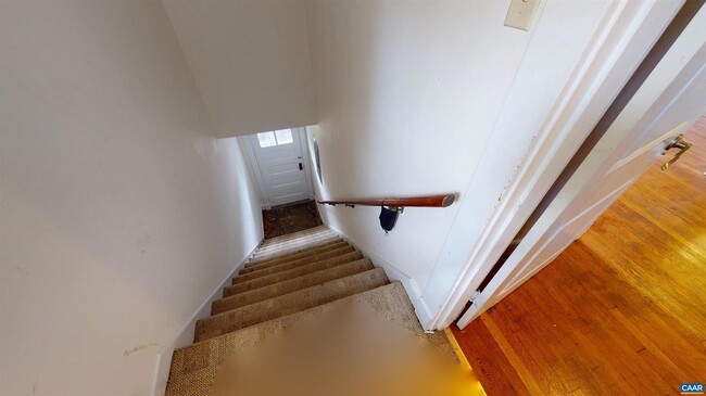 Building Photo - 1302 Crozet Ave