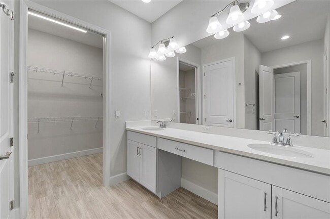 Building Photo - 5218 Liberty Ln