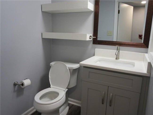 Building Photo - 2254 Post Oak Dr