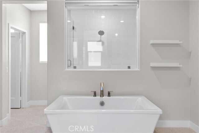 Building Photo - 156 Chorus