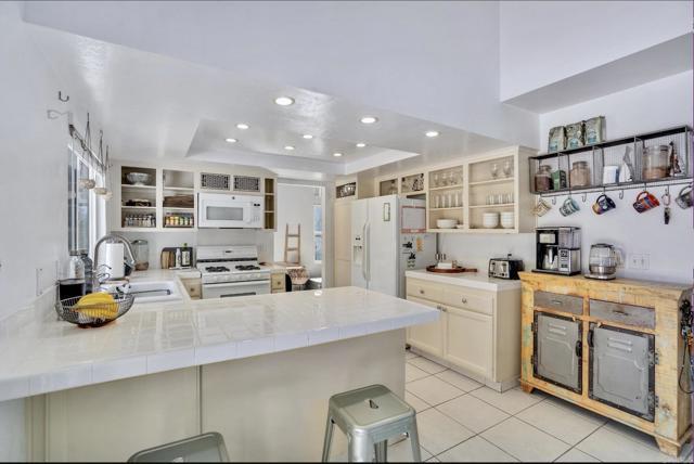Building Photo - 3111 Skyline Dr