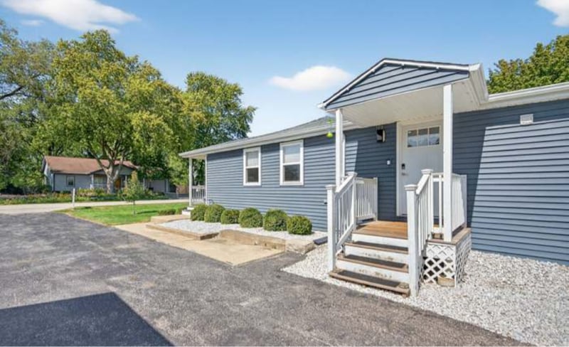 Building Photo - 14928 Walnut Dr