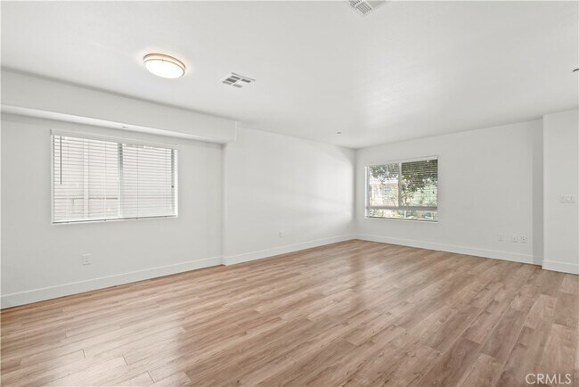 Building Photo - 11312 Huston St