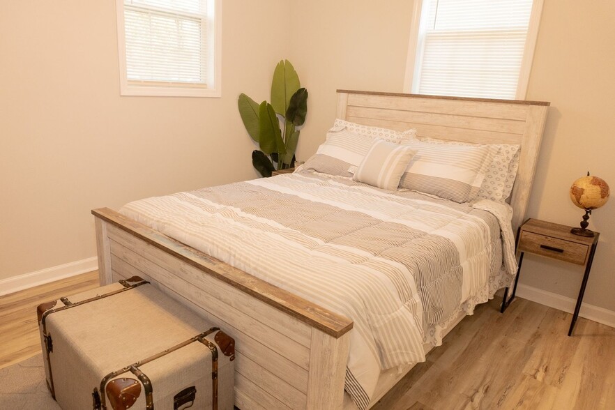 Building Photo - 3537 Fairburn Pl NW