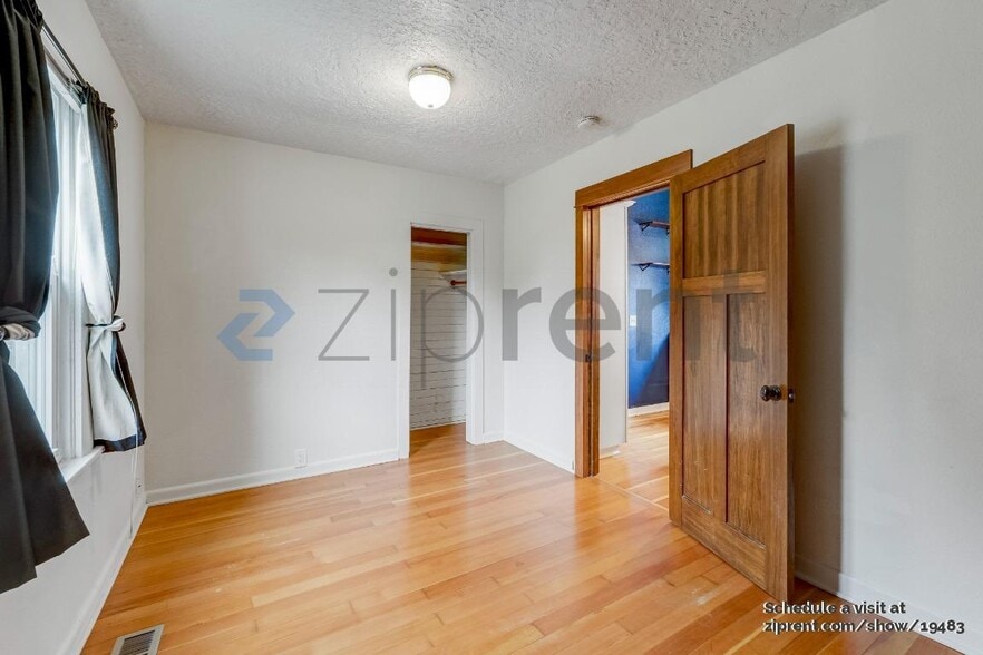 Building Photo - 7219 SE 41st Ave