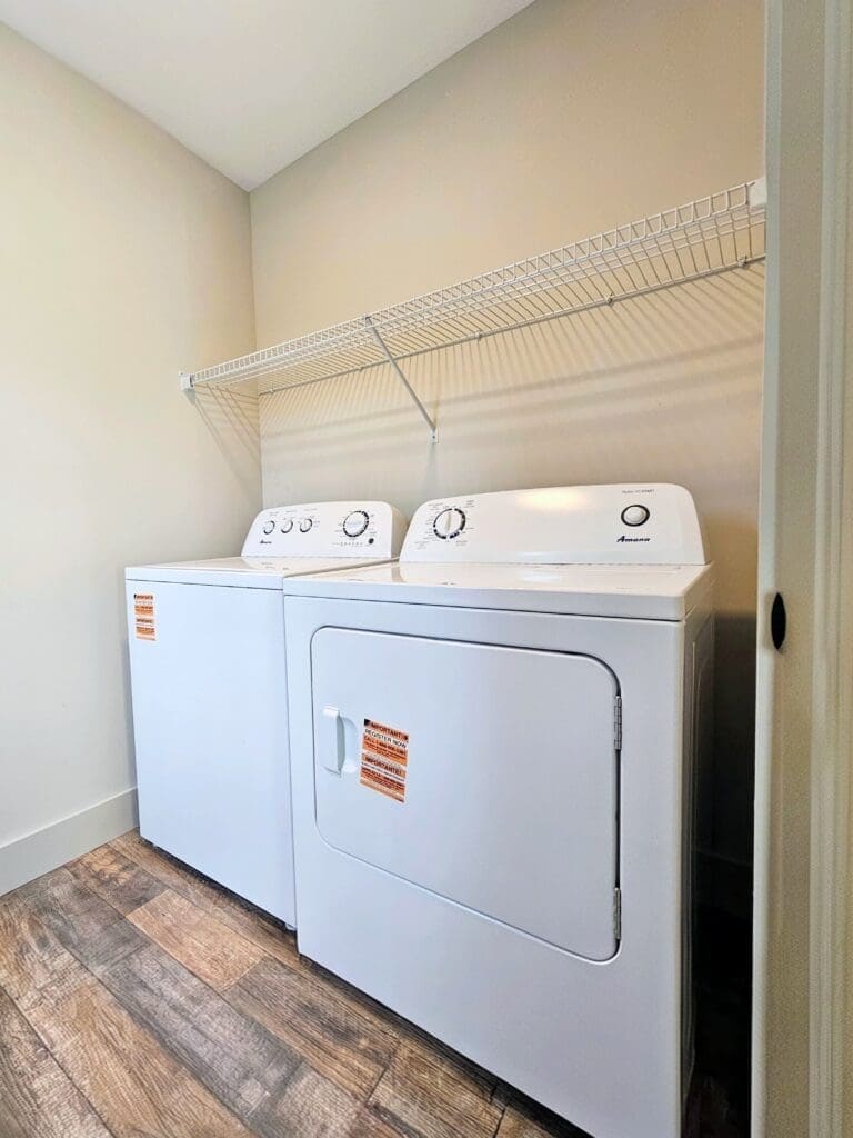 Building Photo - 950 N 9th St