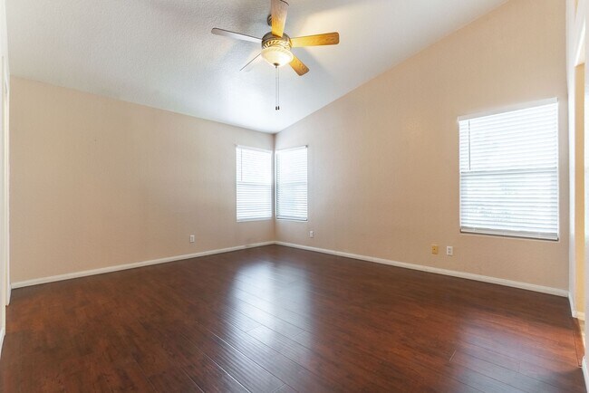 Building Photo - 4-Bed Green Valley Home with Private Pool ...