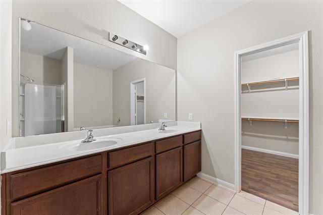 Building Photo - 504 Riverbed Dr