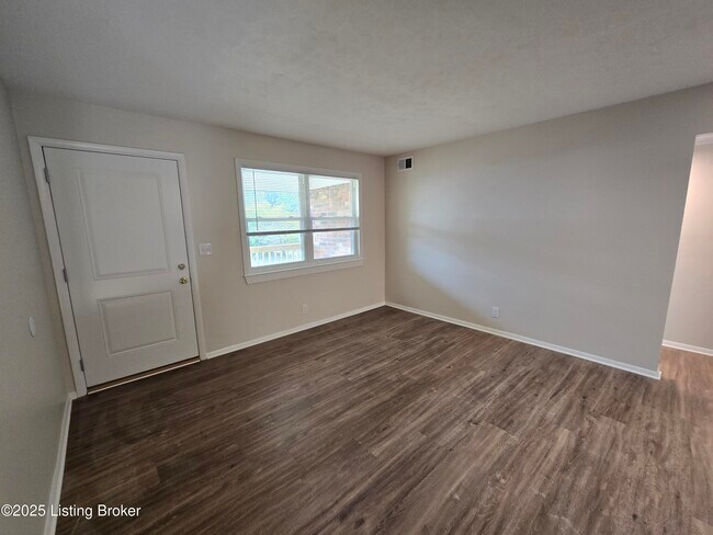 Building Photo - 9124 Kenlock Dr