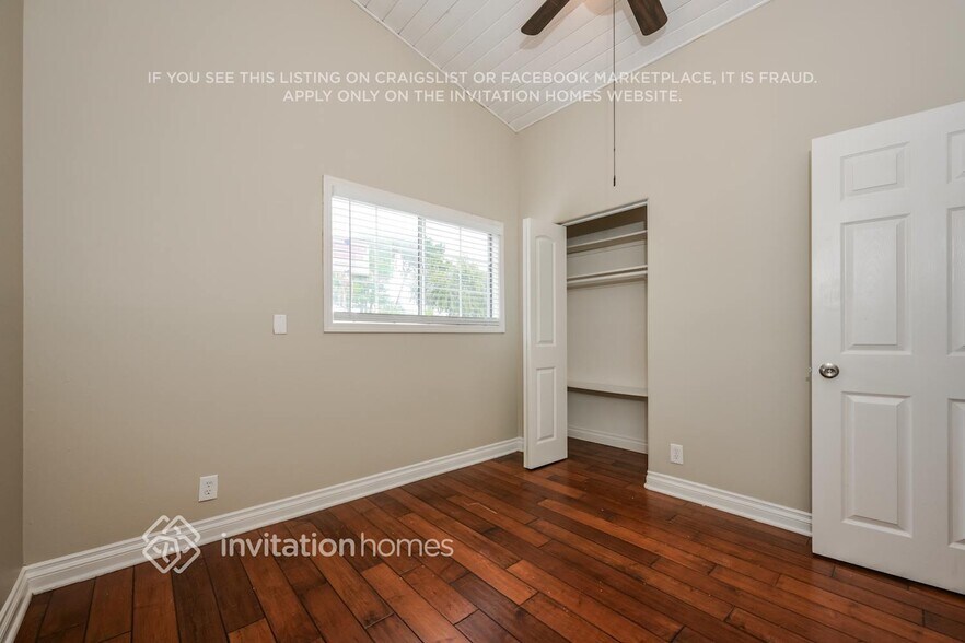 Building Photo - 548 Galsworthy St