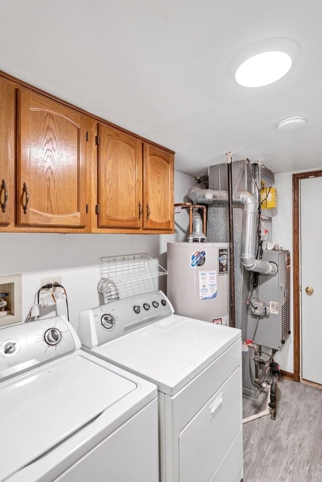 Building Photo - 2116 Glasgow Ct