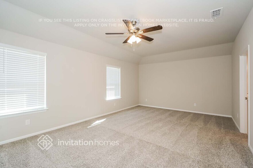 Building Photo - 433 Blanco Dr