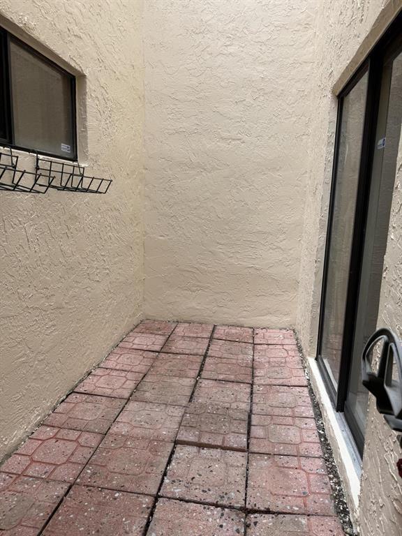 Building Photo - 12028 Royal Palm Blvd