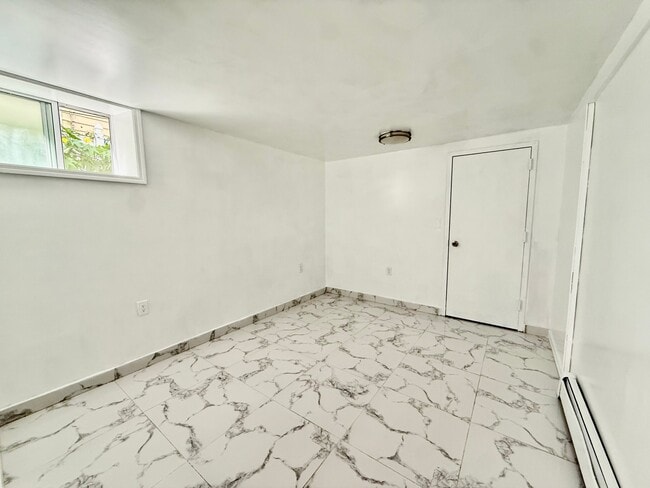 Building Photo - 13-11 123rd St