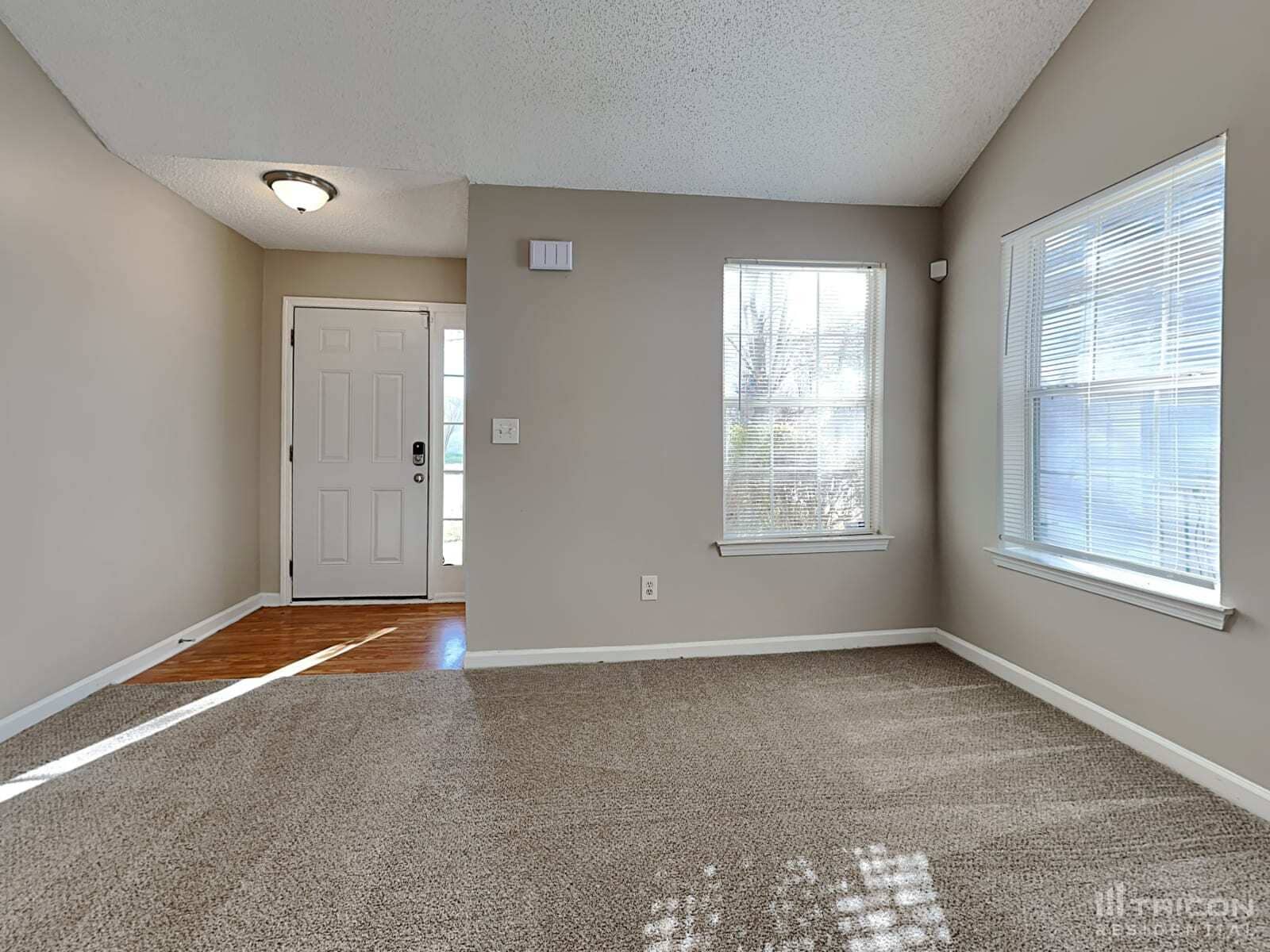 Building Photo - 4265 Reserve Hill Crossing