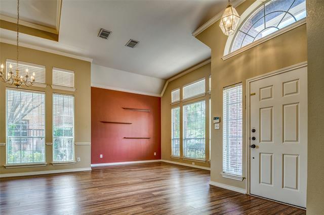 Building Photo - 318 Hampton Ct